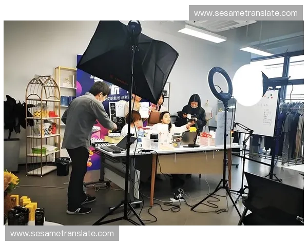 《探索直播行业新趋势,如何打造高效互动的直播平台提升用户粘性》 《探索直播行业新趋势,如何打造高效互动的直播平台提升用户粘性》